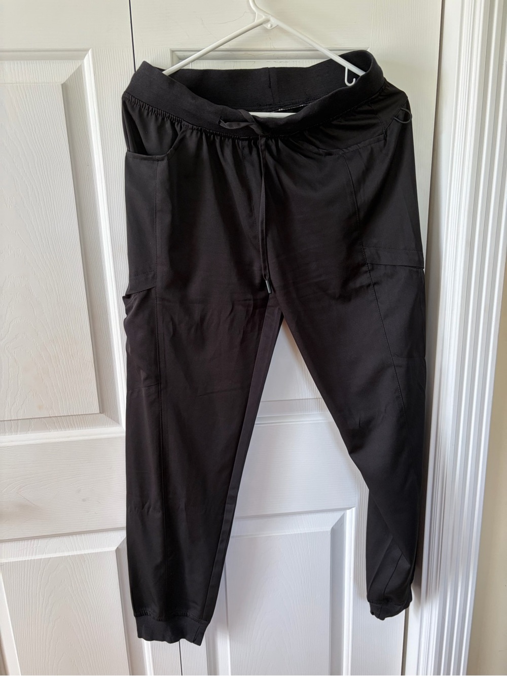 New without tags! Medichic black scrubs! Top is a large, jogger bottoms are M - Picture 3 of 5